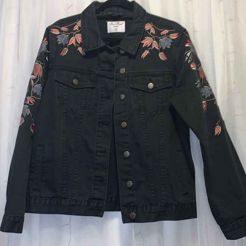 Free Heart Black Floral Embroidered Jacket